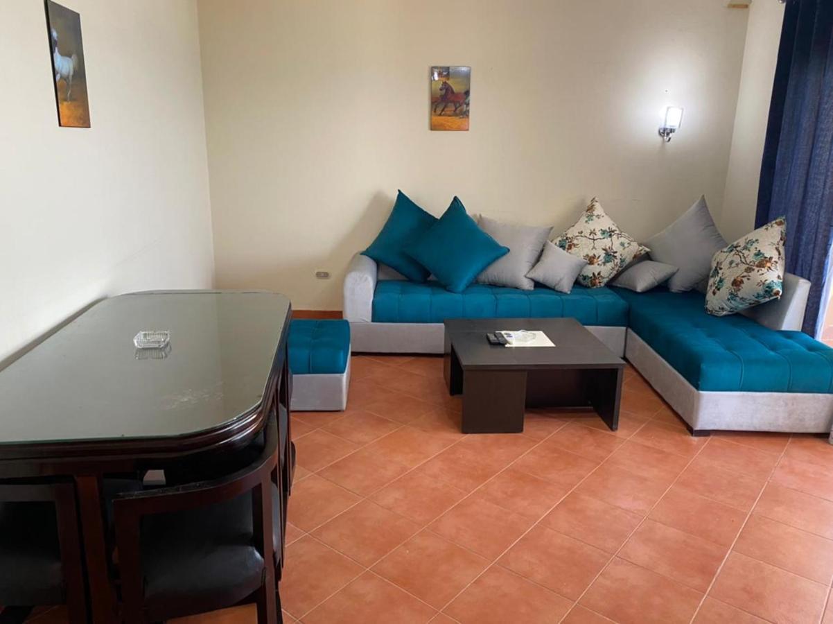 Porto Sokhna Pyramids Apartments With Sea View Families Only Ain Sukhna Luaran gambar